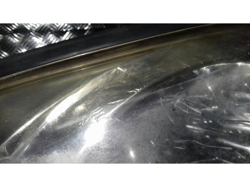 Recambio de faro derecho para hyundai accent (lc) gls referencia OEM IAM 9210255 UPM60GF20 