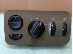 Recambio de mando luces para chrysler voyager (rg) 2.5 crd lx referencia OEM IAM 746746082 1413712125 CONECTOR 10 PINES 2