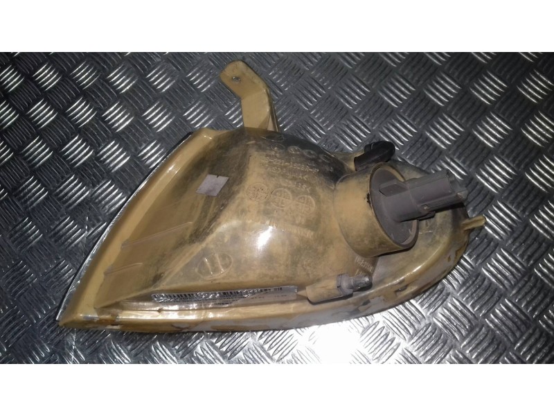 Recambio de piloto delantero derecho para hyundai accent (lc) crdi gl referencia OEM IAM 082211509RF  