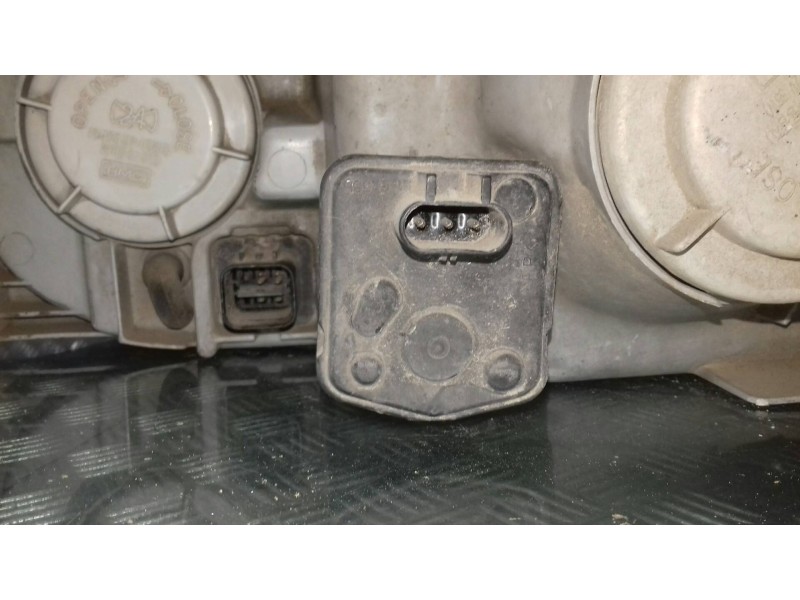Recambio de faro derecho para hyundai coupe (j2) 1.6 fx coupe referencia OEM IAM   