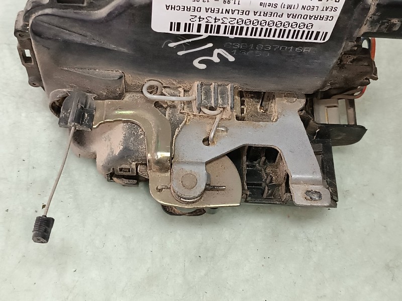 Recambio de cerradura puerta delantera derecha para seat leon (1m1) stella referencia OEM IAM C3B1837016H NEGRO ELECTRICA