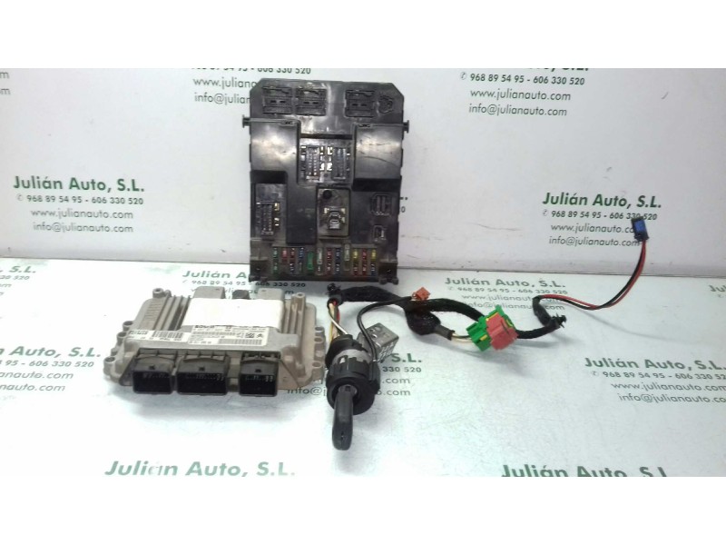 Recambio de centralita motor uce para peugeot 307 (s1) xt referencia OEM IAM 9651128880 0281011627 KIT - BOSCH