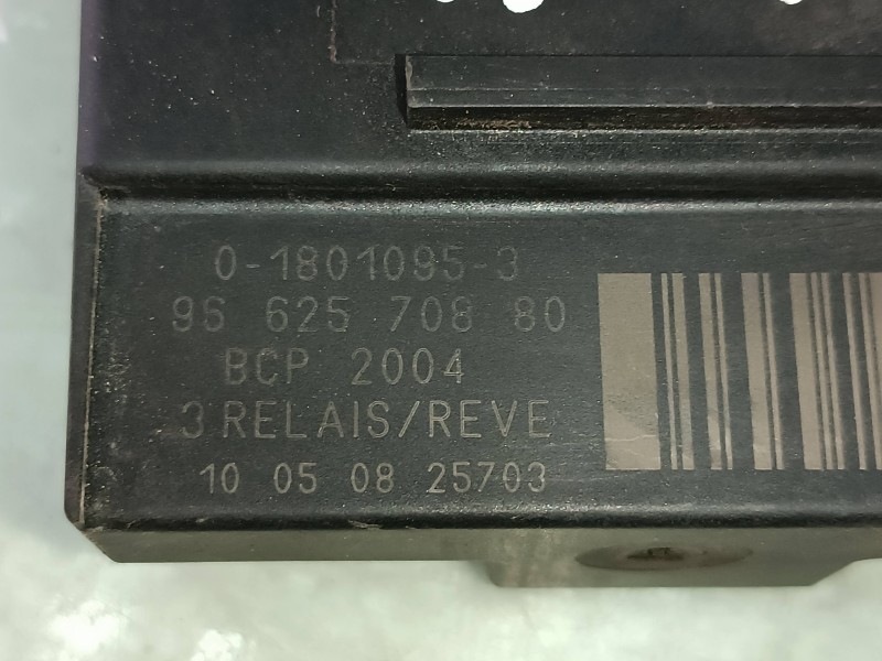 Recambio de caja precalentamiento para peugeot 308 sport referencia OEM IAM 9662570880  