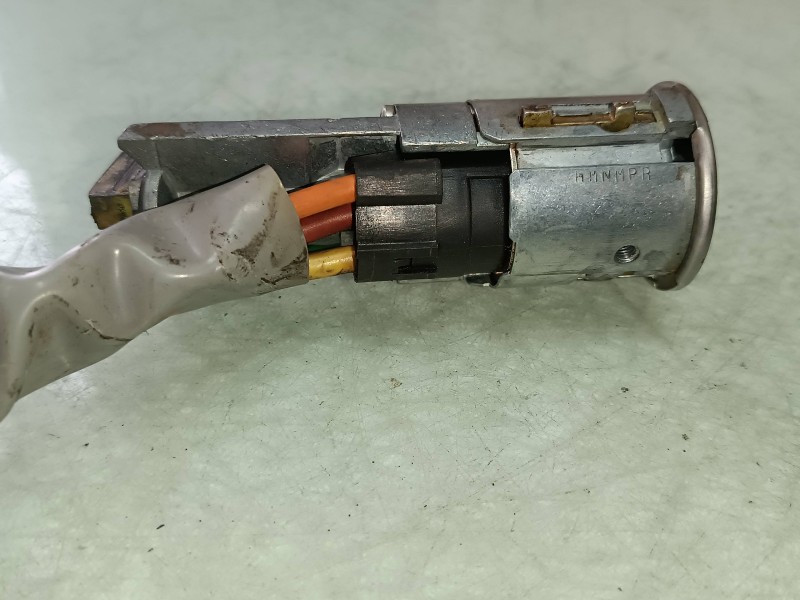 Recambio de conmutador de arranque para peugeot 205 berlina xad / xad multi referencia OEM IAM   