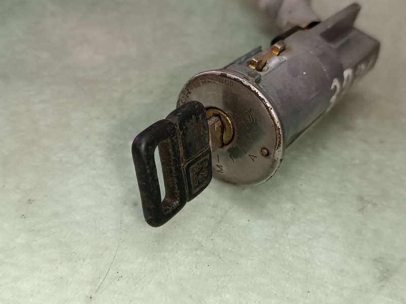 Recambio de conmutador de arranque para peugeot 205 berlina xad / xad multi referencia OEM IAM   