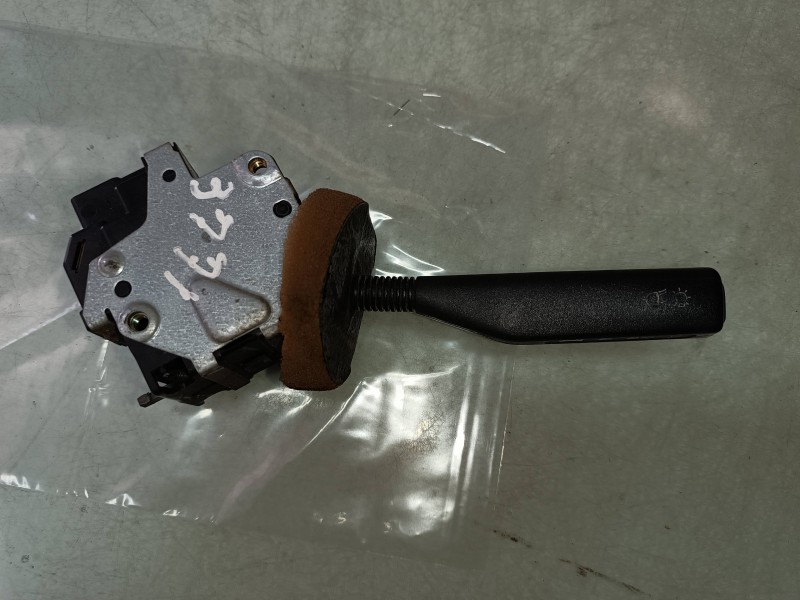 Recambio de mando intermitentes para peugeot 205 berlina xad / xad multi referencia OEM IAM   