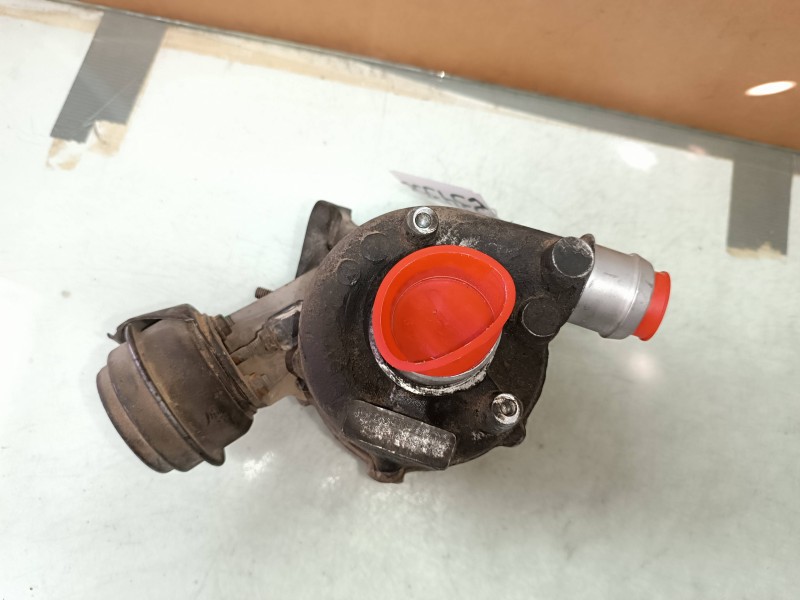 Recambio de turbocompresor para volkswagen passat berlina (3b3) advance referencia OEM IAM GT1749V 125211 GARRETT