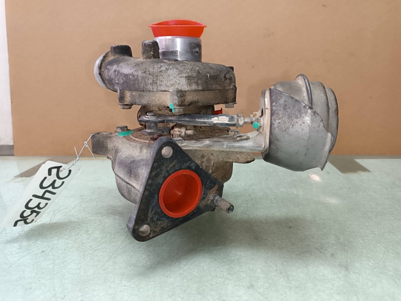 Recambio de turbocompresor para volkswagen passat berlina (3b3) advance referencia OEM IAM GT1749V 125211 GARRETT