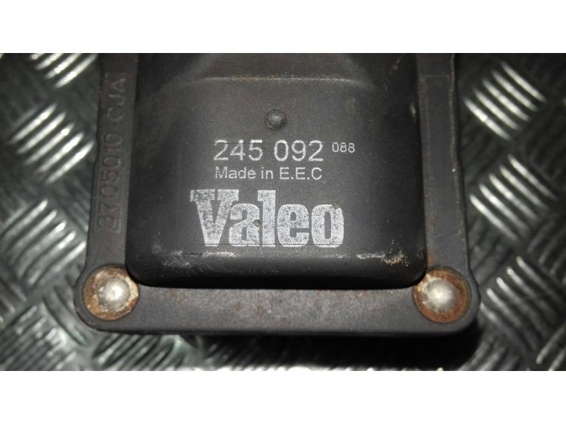Recambio de bobina encendido para volkswagen golf iii berlina (1h1) gti referencia OEM IAM 245092 3705010CJA VALEO