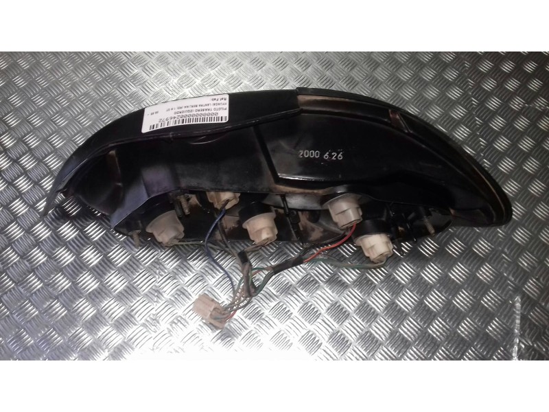 Recambio de piloto trasero izquierdo para hyundai lantra berlina (rd) 1.8 gt referencia OEM IAM   