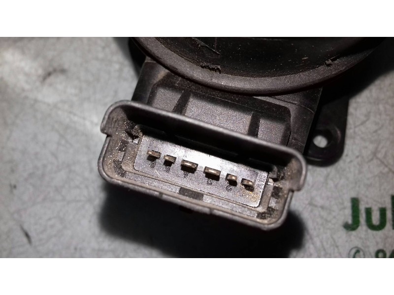 Recambio de caudalimetro para nissan primera trav. (p12) acenta referencia OEM IAM H7700104426 7700109812 SIEMENS