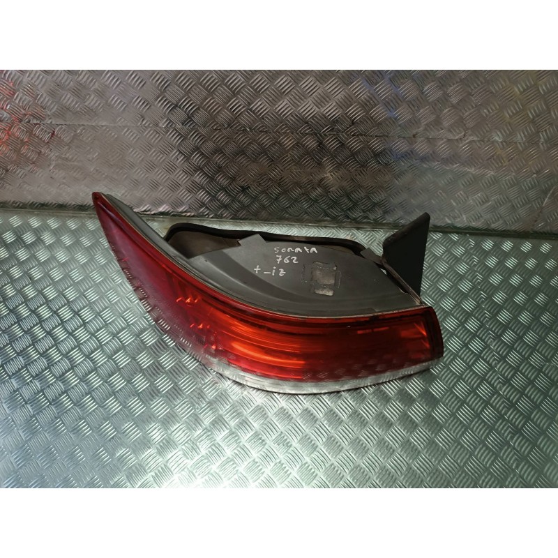 Recambio de piloto trasero izquierdo para hyundai sonata (nf) 2.0 crdi comfort ii referencia OEM IAM 924013K0  