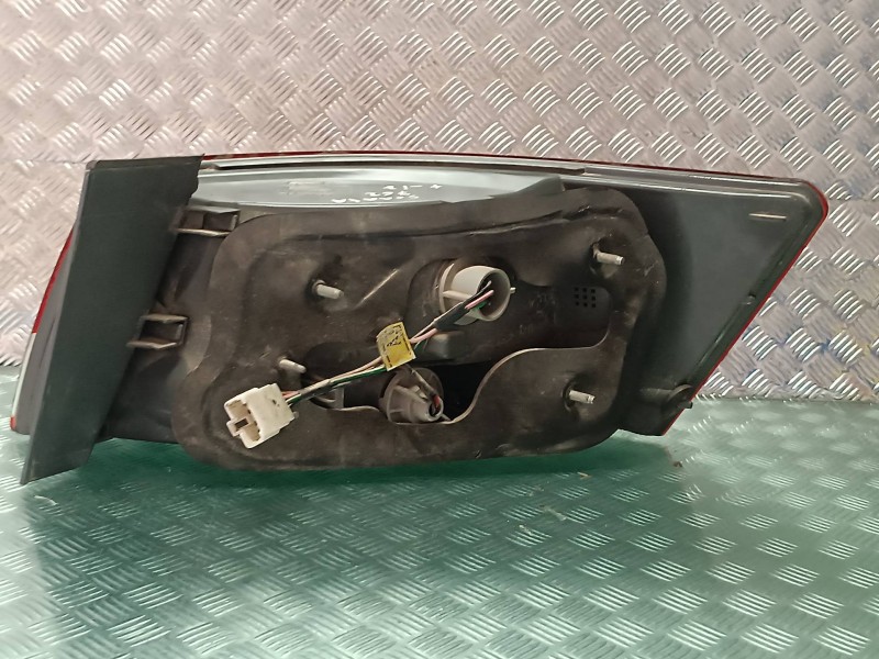 Recambio de piloto trasero izquierdo para hyundai sonata (nf) 2.0 crdi comfort ii referencia OEM IAM 924013K0  