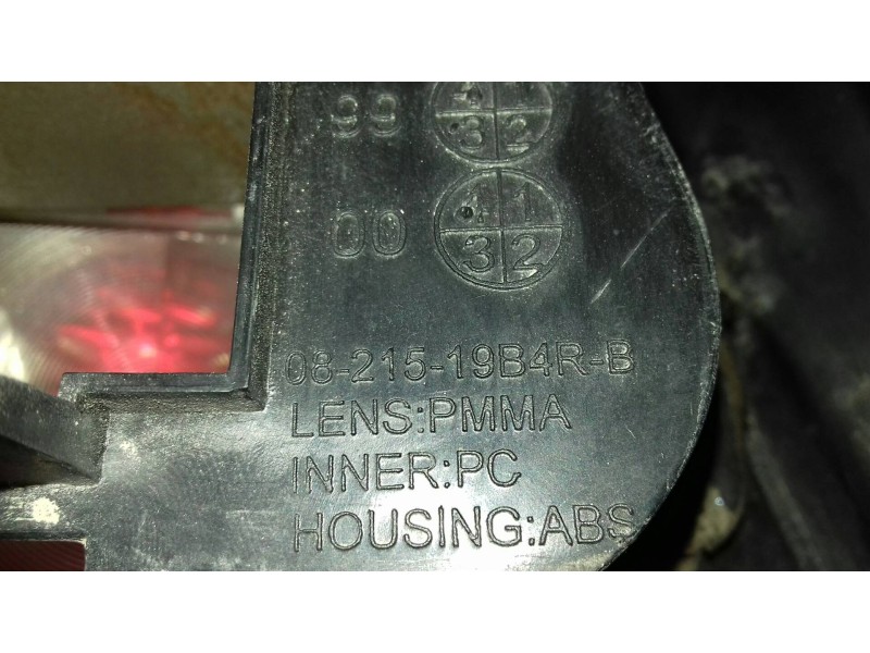 Recambio de piloto trasero derecho para nissan primera berlina (p11) básico referencia OEM IAM 0821519B4RB  0121519B4RC Recambio de piloto trasero derecho para nissan primera berlina (p11) básico referencia OEM IAM 0821519B4RB  0121519B4RC