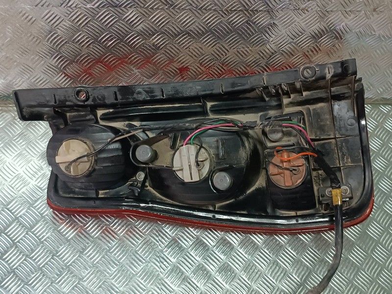 Recambio de piloto trasero derecho para hyundai matrix (fc) 1.5 crdi gls referencia OEM IAM 92402170  