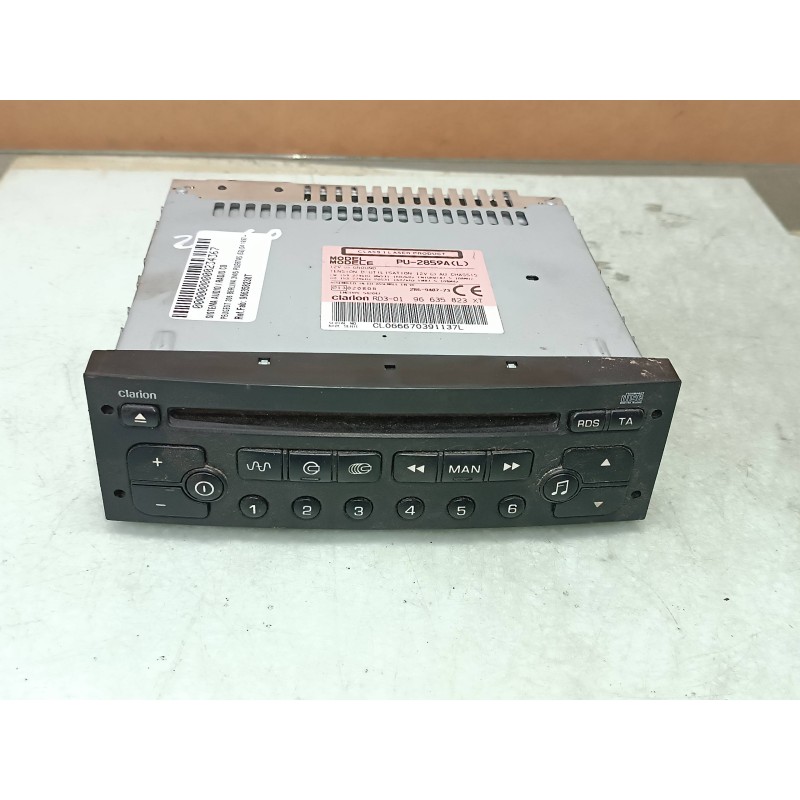 Recambio de sistema audio / radio cd para peugeot 306 berlina 3/4/5 puertas (s2) boulebard referencia OEM IAM 96635823XT PU2859A