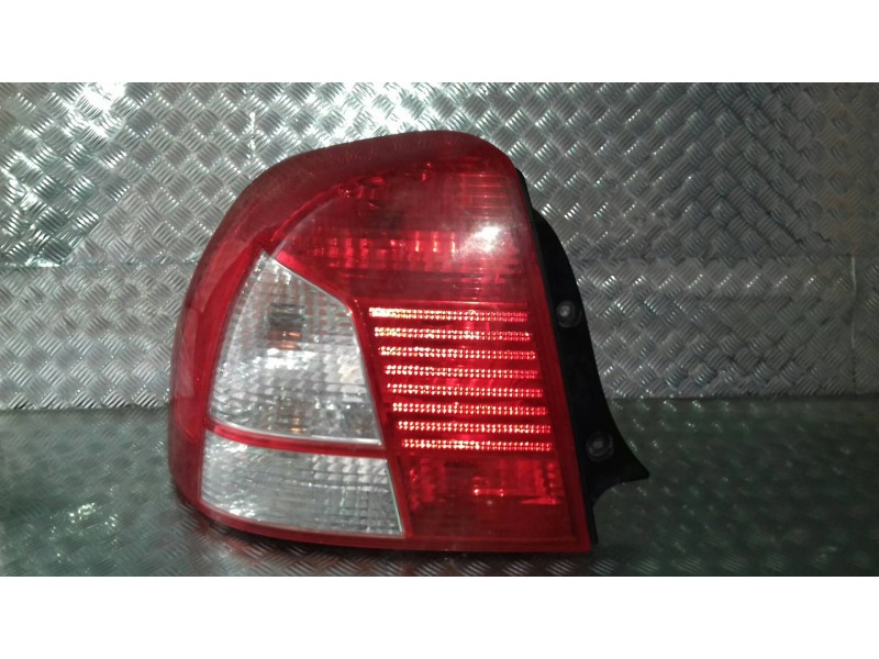 Recambio de piloto trasero izquierdo para kia shuma ii 1.6 ls berlina portón referencia OEM IAM 0K2S151140  