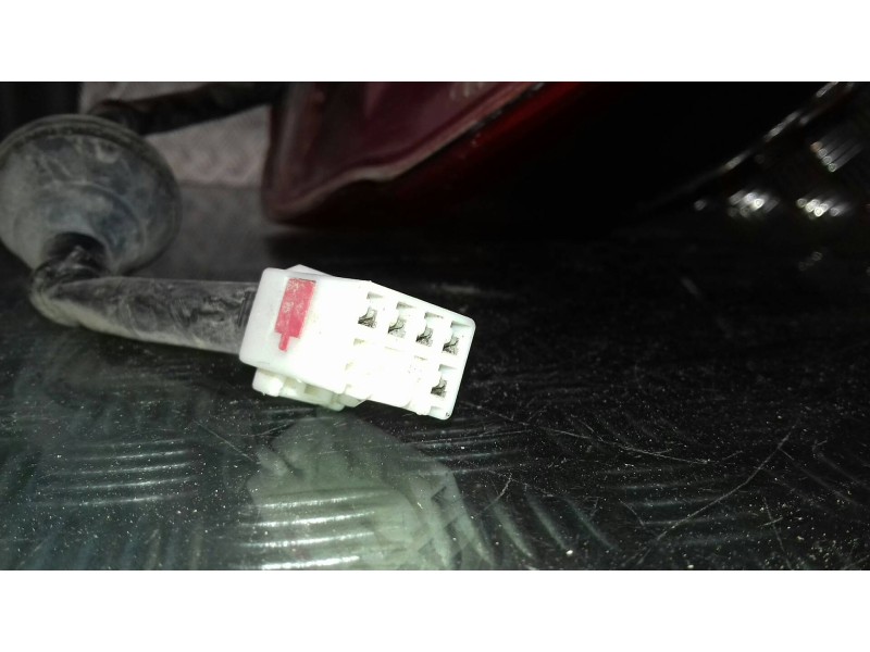 Recambio de piloto trasero izquierdo para kia cee´d drive referencia OEM IAM 92401A20  