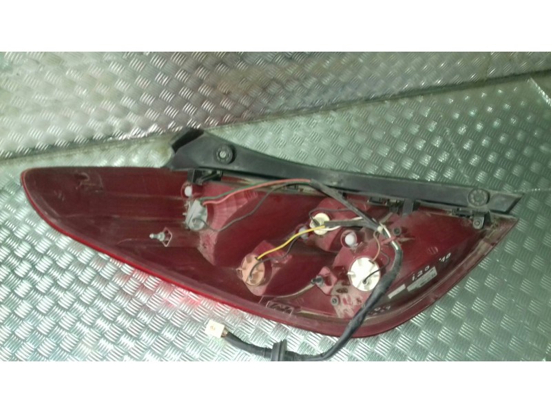 Recambio de piloto trasero derecho para hyundai i20 classic referencia OEM IAM 924024P000  