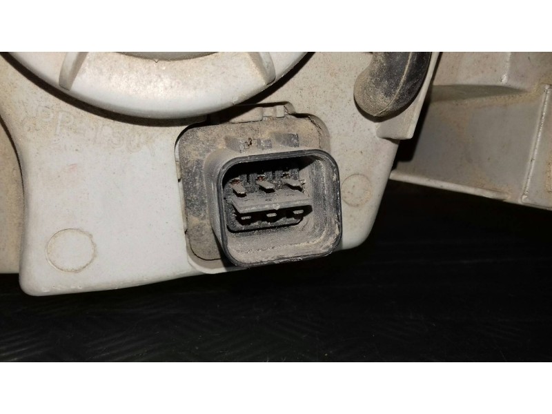 Recambio de faro derecho para hyundai coupe (j2) 1.6 fx coupe referencia OEM IAM 9210227XXX  