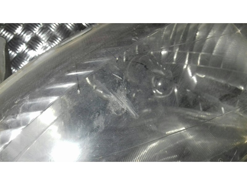 Recambio de faro izquierdo para hyundai lantra berlina (rd) 1.9 d gls referencia OEM IAM 9210129XXX  