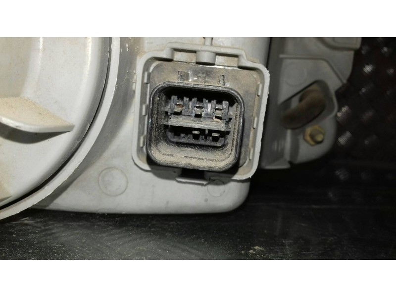 Recambio de faro izquierdo para hyundai lantra berlina (rd) 1.9 d gls referencia OEM IAM 9210129XXX  