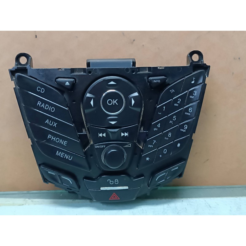 Recambio de sistema audio / radio cd para ford focus lim. (cb8) sport referencia OEM IAM AM5T18K811BD 331410000 BOTONERA DE RADI