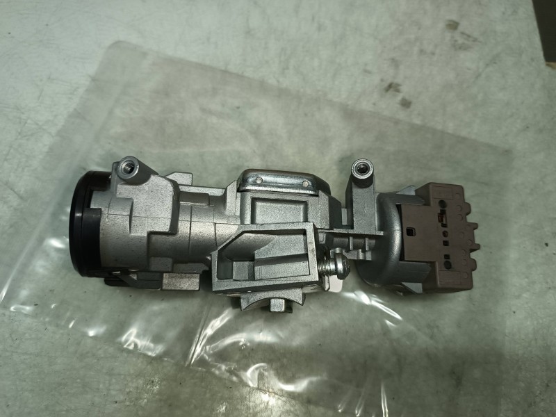 Recambio de conmutador de arranque para ford focus lim. (cb8) sport referencia OEM IAM 3M513F880AE  