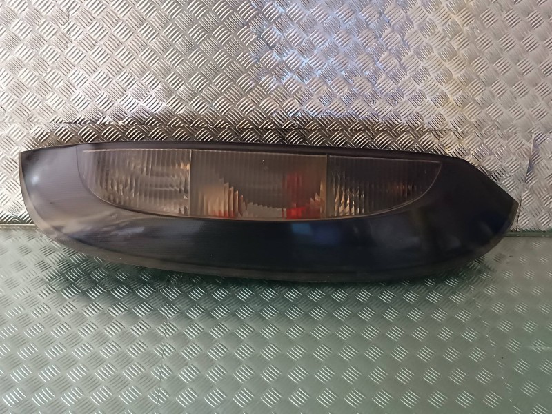 Recambio de piloto trasero derecho para opel corsa c blue line referencia OEM IAM 24457236  VALEO