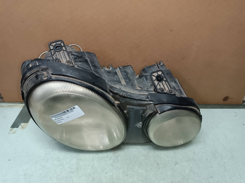Recambio de faro derecho para kia opirus básico referencia OEM IAM   FARO XENON