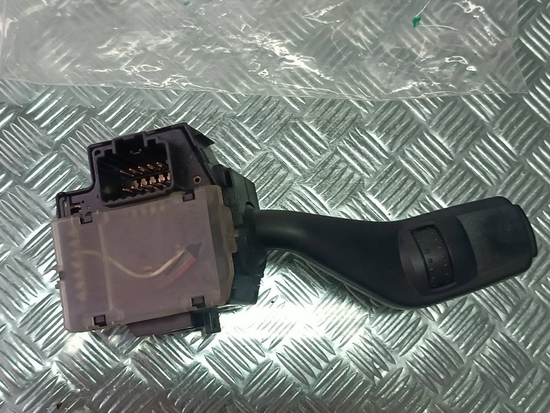 Recambio de mando limpia para ford focus c-max (cap) trend (d) referencia OEM IAM 4M5T17A553BD 17D940 