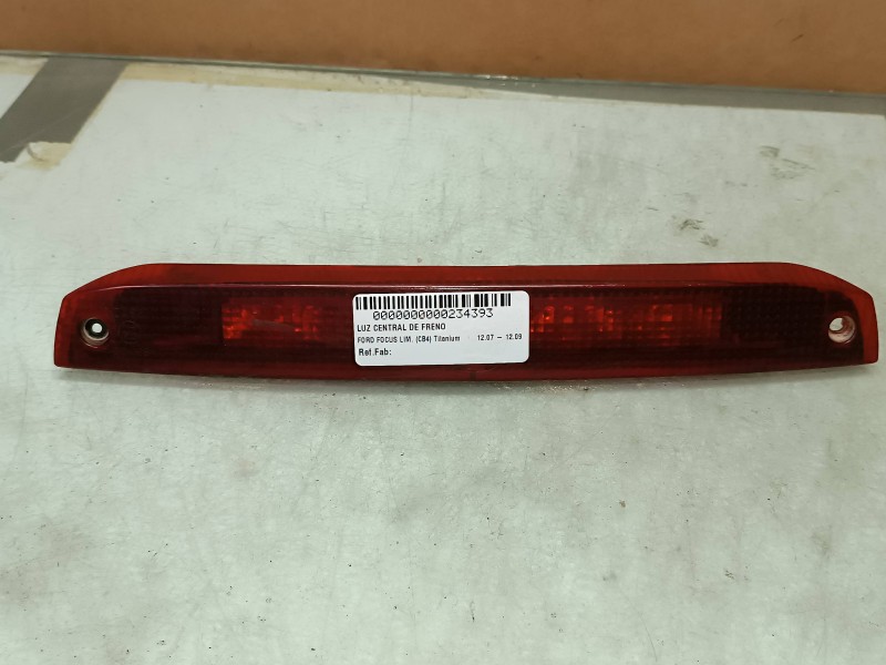Recambio de luz central de freno para ford focus lim. (cb4) titanium referencia OEM IAM   