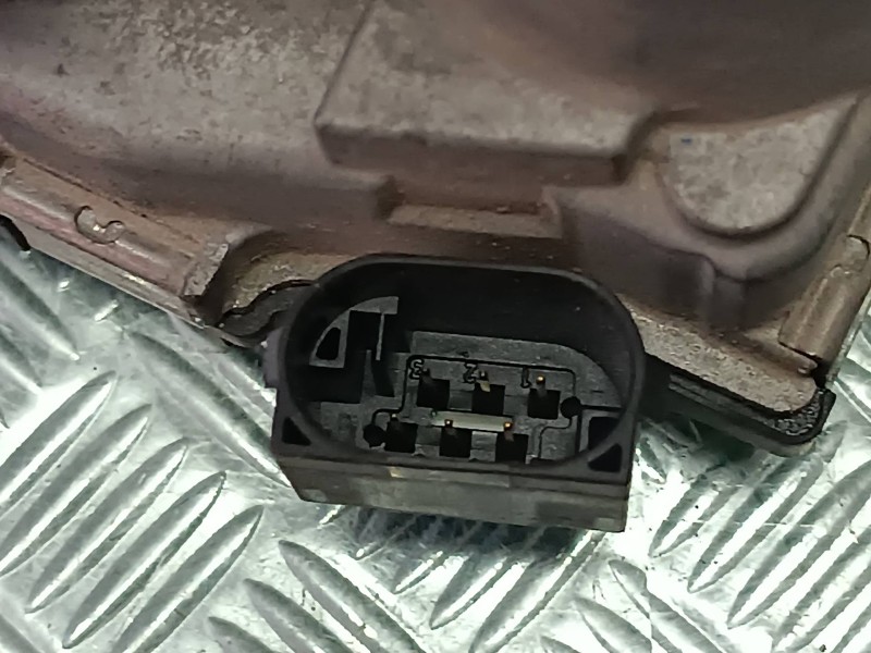 Recambio de caja mariposa para opel corsa c club referencia OEM IAM 9157512 0280750044 BOSCH