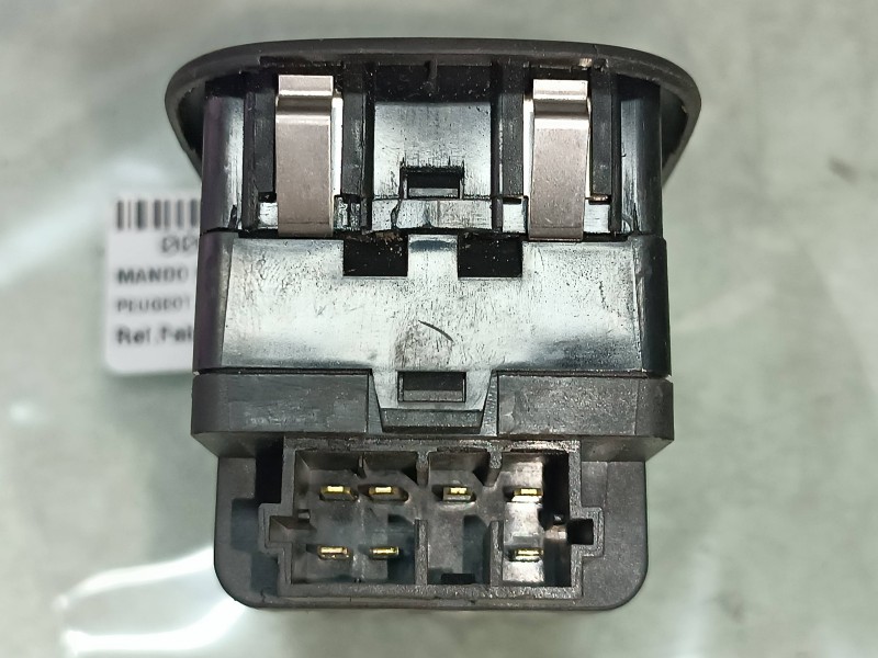 Recambio de mando elevalunas delantero izquierdo para peugeot 206 berlina xs-line referencia OEM IAM  NEGRO VALEO