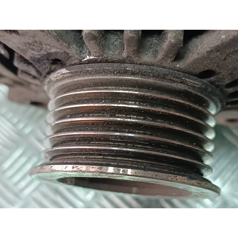 Recambio de alternador para ford focus c-max (cap) trend (d) referencia OEM IAM 3M5T10300KC R6ZCC 1042105760