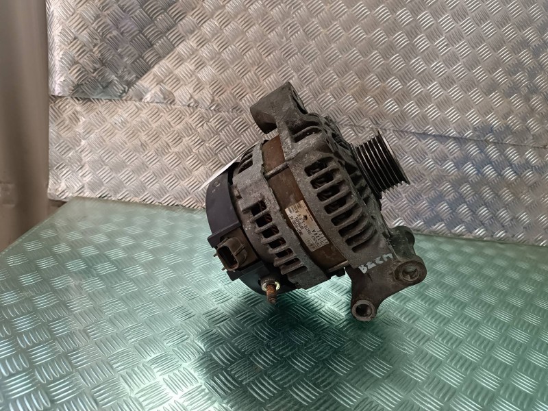 Recambio de alternador para ford focus c-max (cap) trend (d) referencia OEM IAM 3M5T10300KC R6ZCC 1042105760