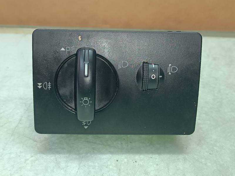 Recambio de mando luces para ford focus lim. (cb4) titanium referencia OEM IAM   