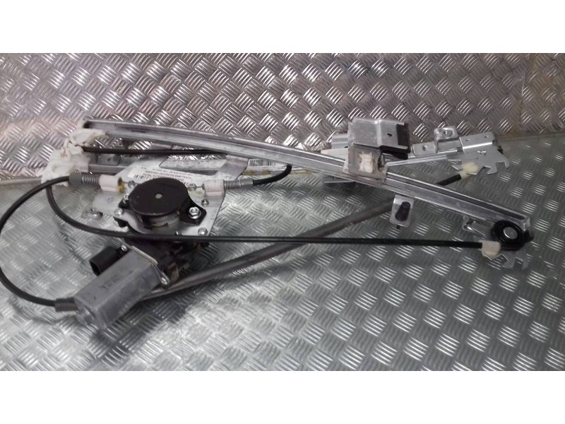 Recambio de elevalunas delantero izquierdo para ford focus berlina (cak) ambiente referencia OEM IAM D393700 D393700454500007 EL