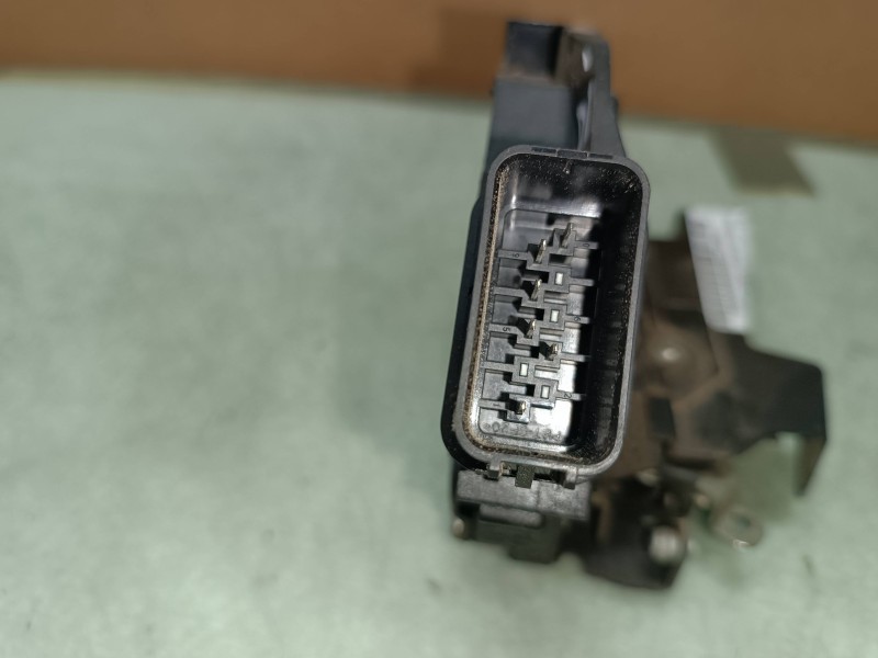 Recambio de cerradura puerta delantera izquierda para ford focus lim. (cb4) titanium referencia OEM IAM 3M5AR21813ET  ELECTRICA