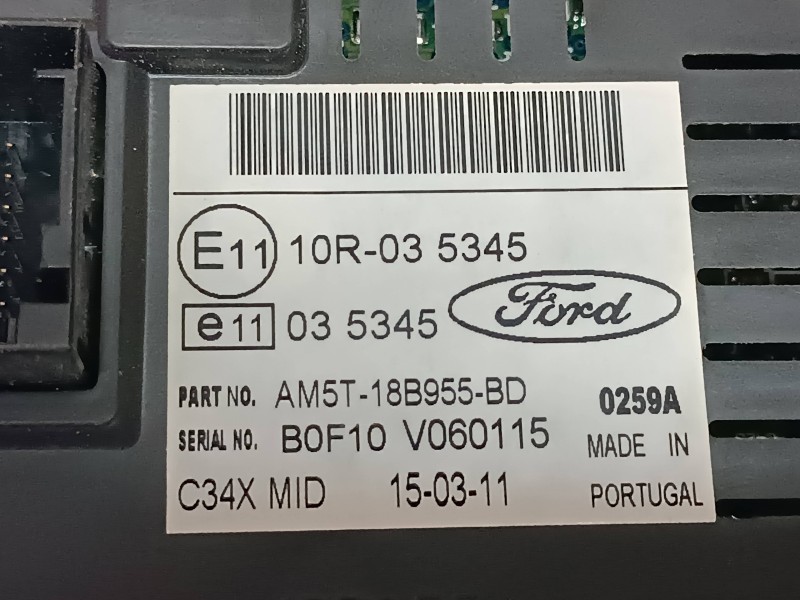 Recambio de pantalla multifuncion para ford focus lim. (cb8) sport referencia OEM IAM AM5T18B955BD  