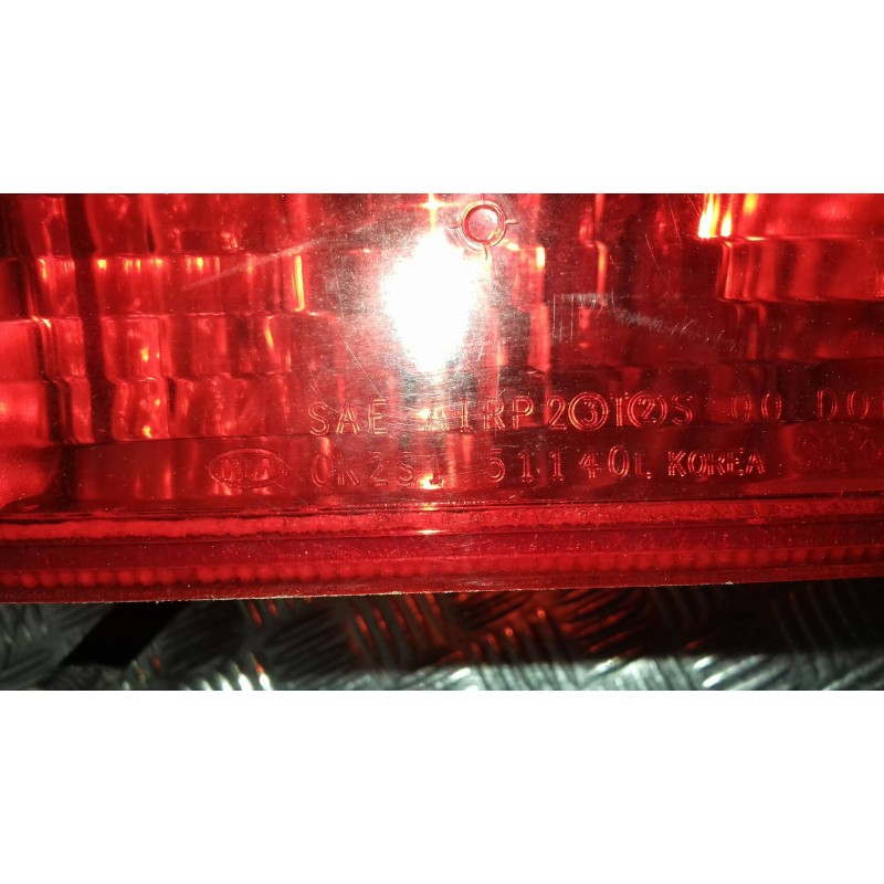 Recambio de piloto trasero izquierdo para kia shuma ii 1.6 ls 4 berlina referencia OEM IAM 0K2S151140L  SEOGU