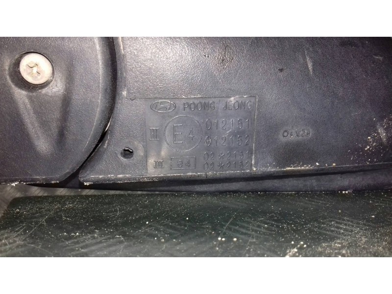 Recambio de retrovisor izquierdo para kia shuma ii 1.6 ls 4 berlina referencia OEM IAM 012152  ELECTRICO