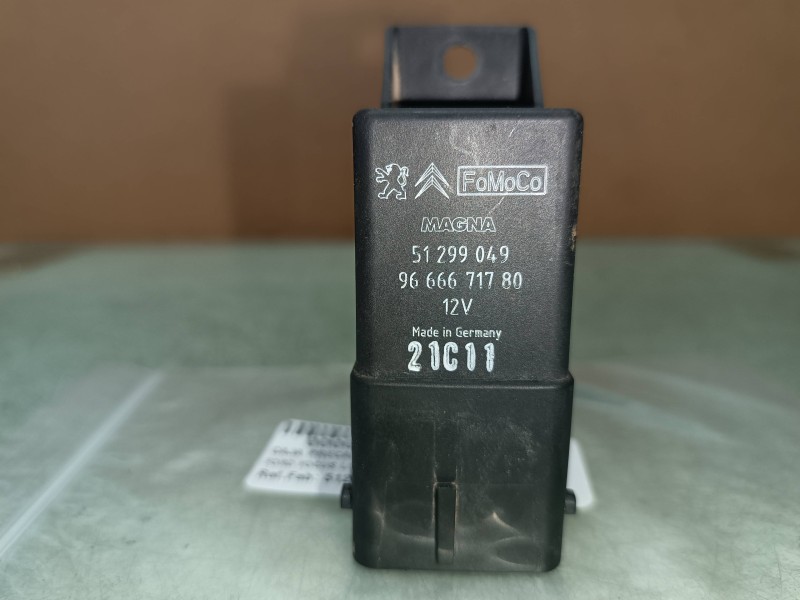 Recambio de caja precalentamiento para ford focus lim. (cb8) sport referencia OEM IAM 51299049 9666671780 FOMOCO