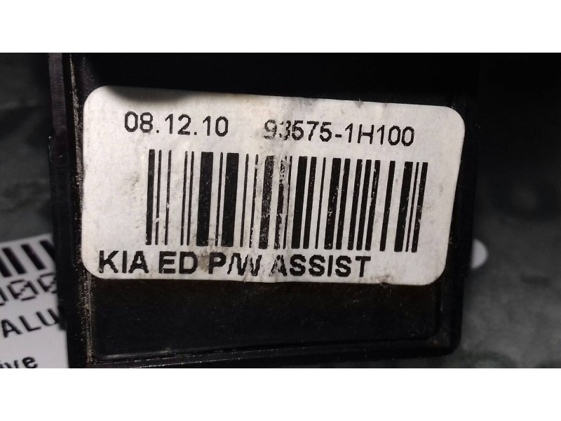 Recambio de mando elevalunas trasero derecho para kia cee´d active referencia OEM IAM 935751H100  5+3 PINES