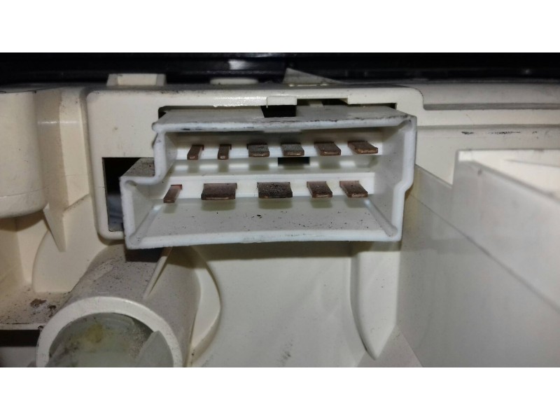 Recambio de mando calefaccion / aire acondicionado para opel corsa c referencia OEM IAM 0818869 I208 VALEO