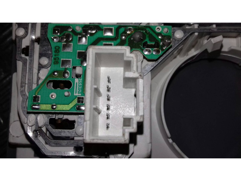 Recambio de luz interior para volkswagen golf v berlina (1k1) highline referencia OEM IAM IKO947105  