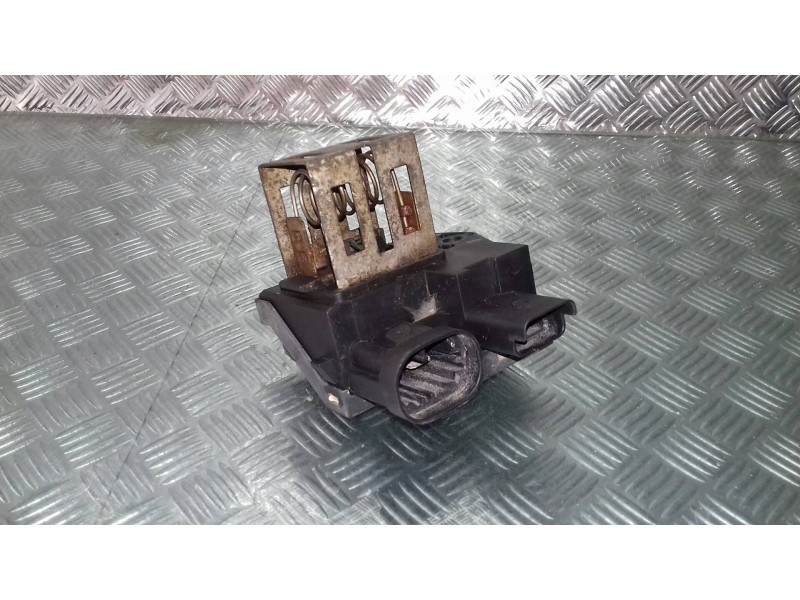 Recambio de resistencia calefaccion para citroen berlingo referencia OEM IAM 98372A01  OMRON