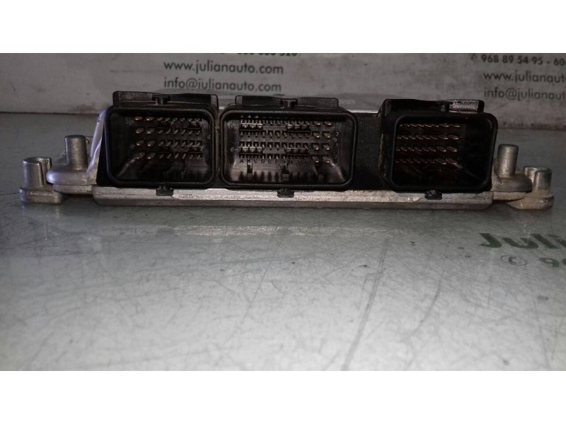 Recambio de centralita motor uce para peugeot 206 berlina xt referencia OEM IAM 9654694380 0281011525 BOSCH