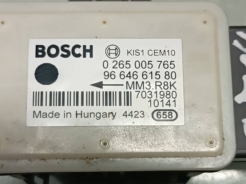 Recambio de modulo electronico para peugeot 308 sport referencia OEM IAM 9664661580 0265005765 BOSCH