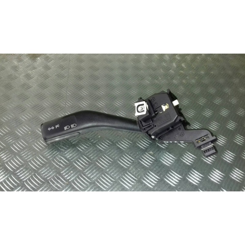 Recambio de mando intermitentes para volkswagen golf v berlina (1k1) highline referencia OEM IAM 1KO953513  